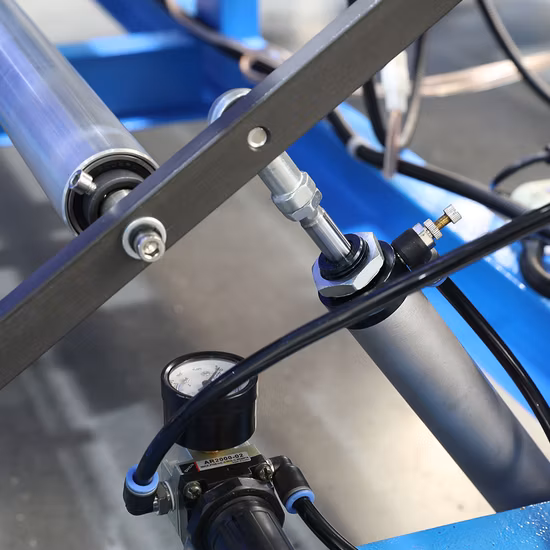 Price Fully Automatic with Ultrasonic Online Handle Sealing Non Woven Fabric Box Bag Shopping Bag T Shirt Bag D Cut Vest Bag Stringing Shoe Bag Making Machine